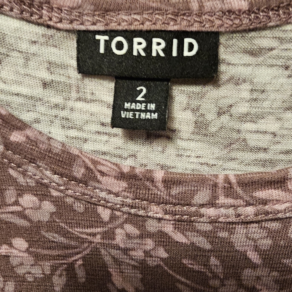 EUC Torrid Mauve Floral Dress Sz 2 - Picture 2 of 3